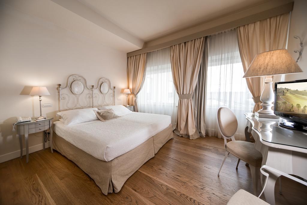 Hotel & Residenza 100 Torri Ascoli Piceno Luaran gambar